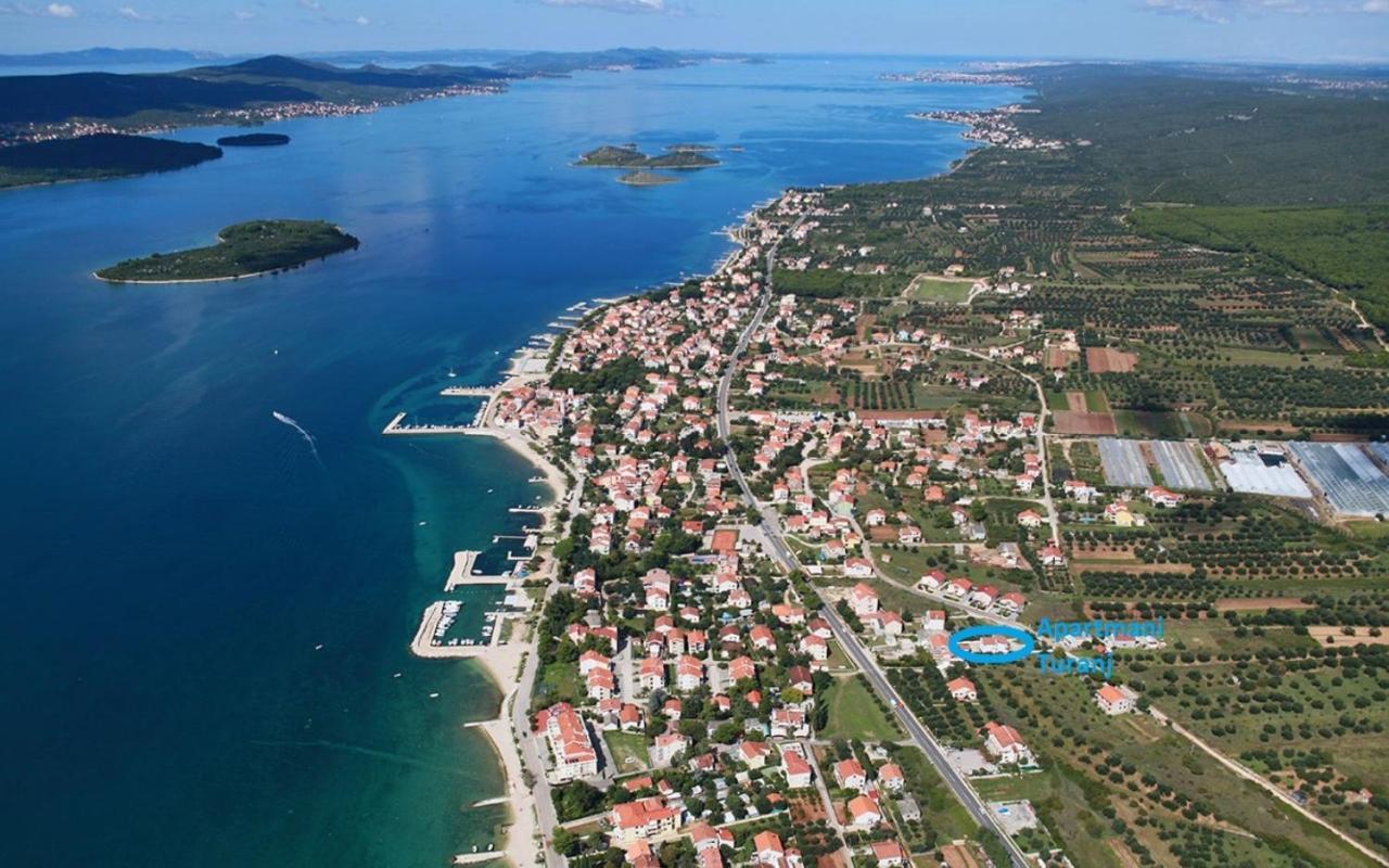 Apartman Turanj Bagian luar foto
