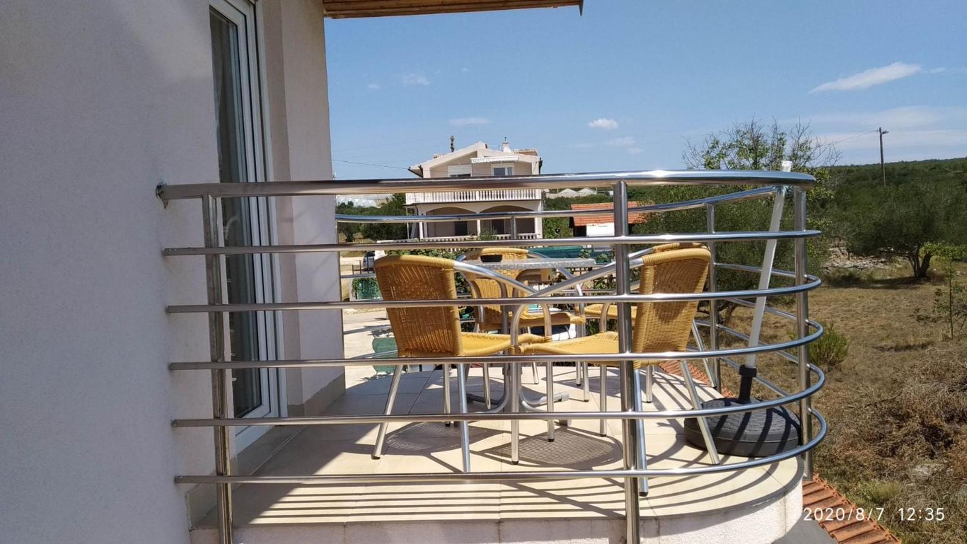 Apartman Turanj Ruang foto